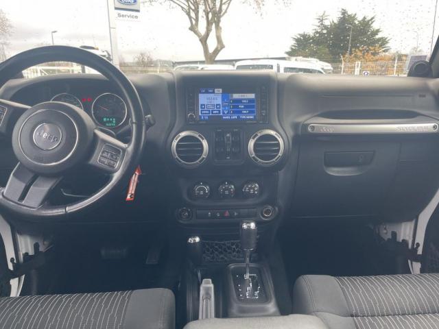 Jeep Wrangler image 2