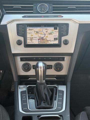 Volkswagen Passat image 6