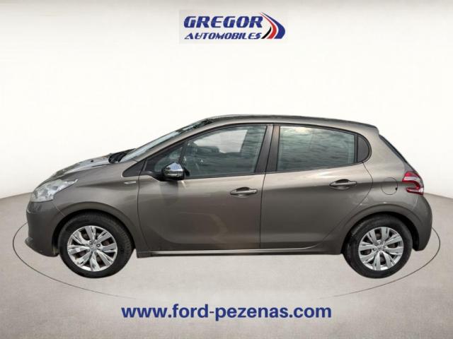 Peugeot 208 image 5