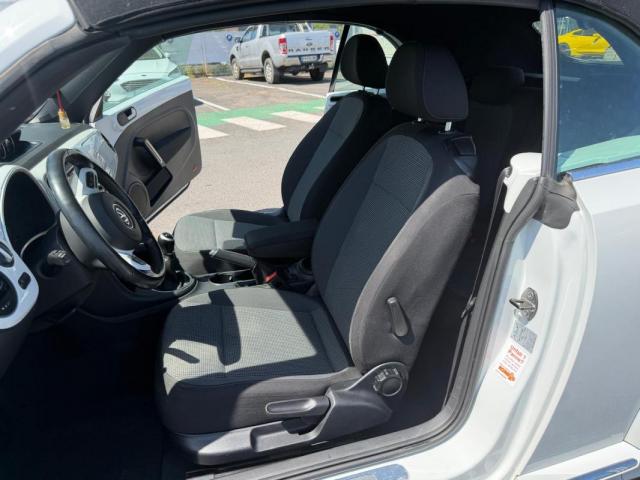 Volkswagen Beetle image 2