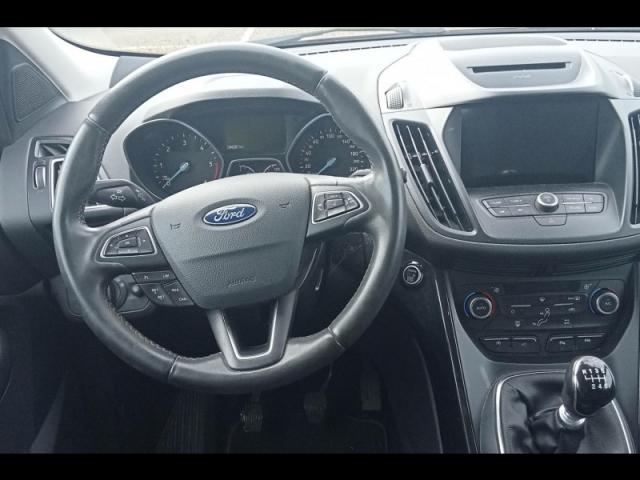 Ford Kuga image 4