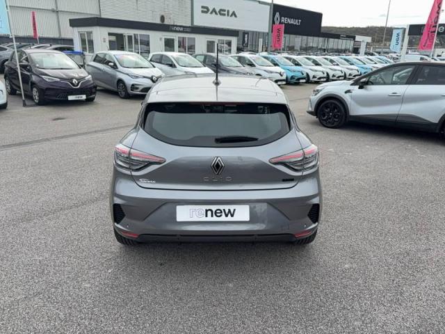 Renault Clio image 9