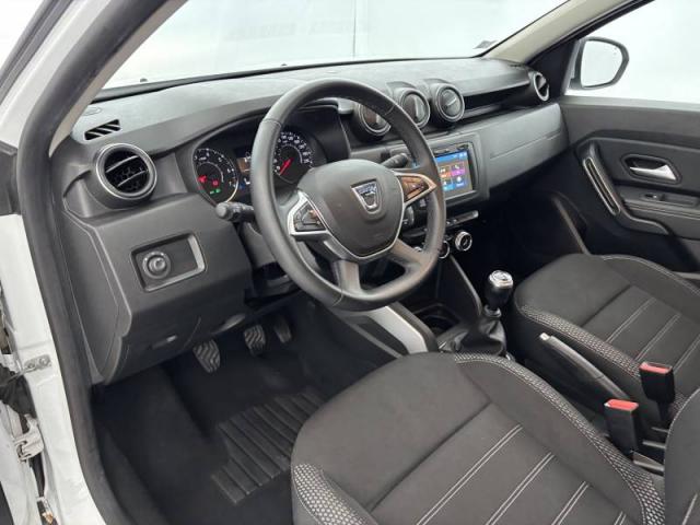 Dacia Duster image 1