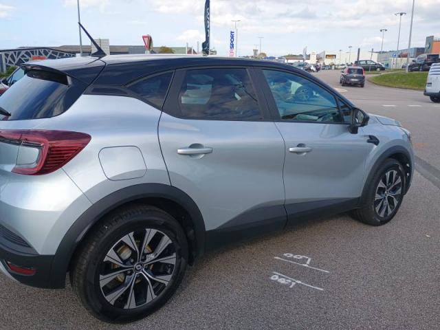 Renault Captur image 9