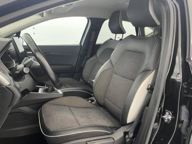 Renault Captur image 6