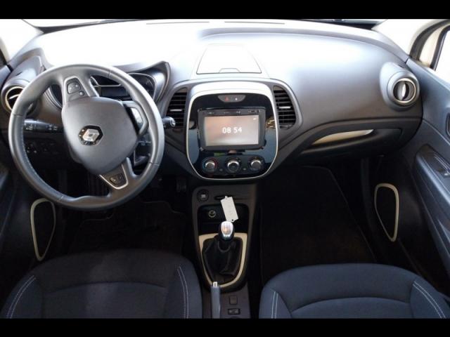 Renault Captur image 2