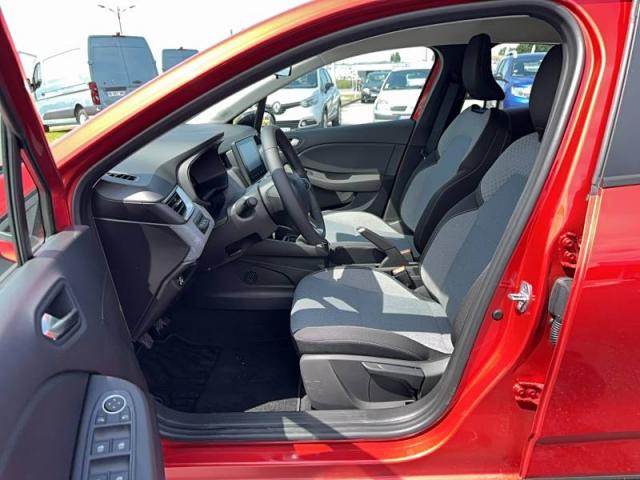 Renault Clio image 2