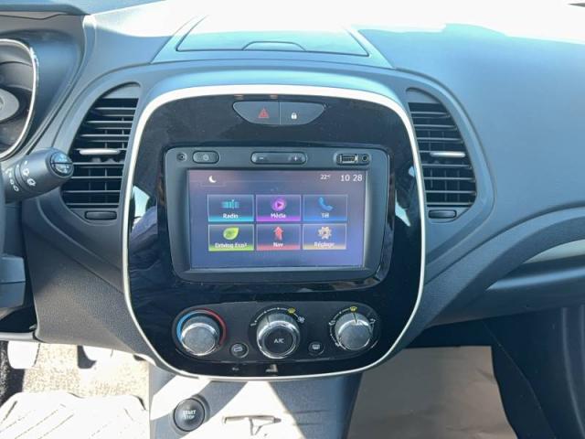 Renault Captur image 2
