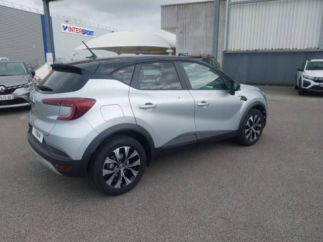 Renault Captur image 1