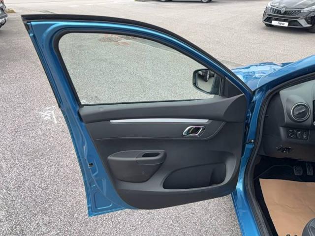 Dacia Spring image 2