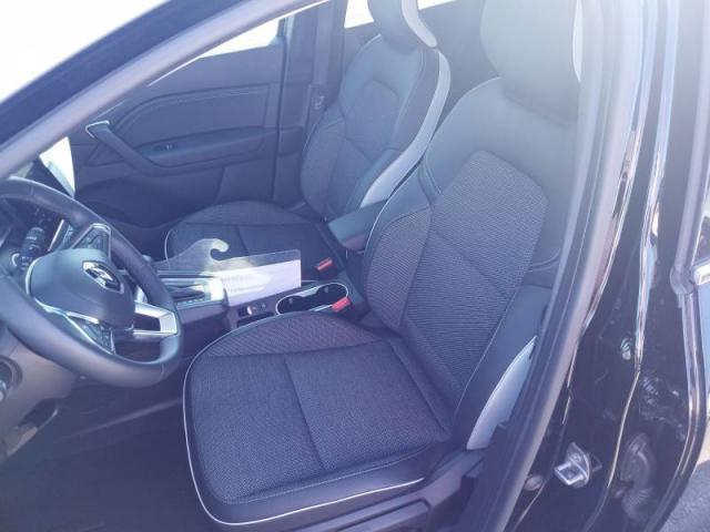 Renault Captur image 8
