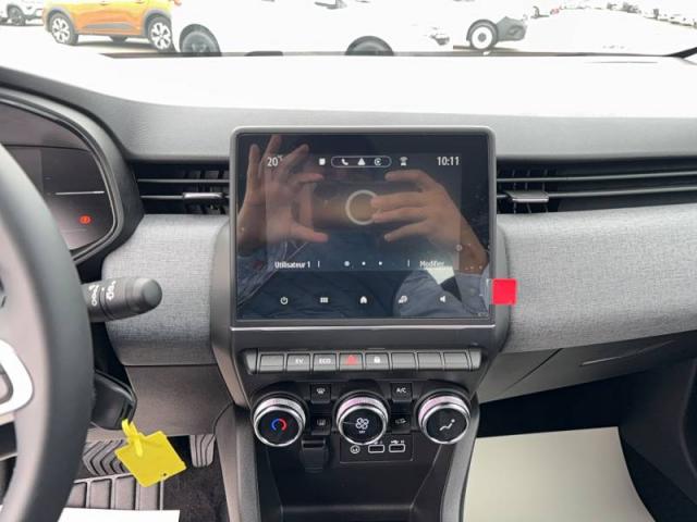Renault Clio image 9