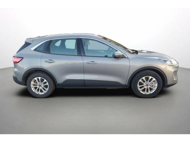 Ford Kuga image 4