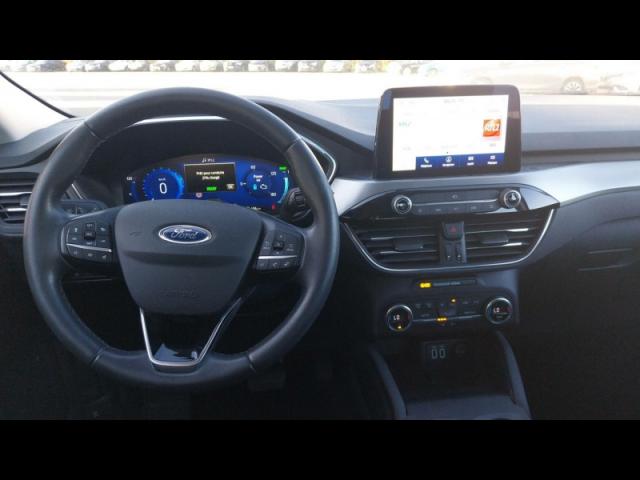 Ford Kuga image 3