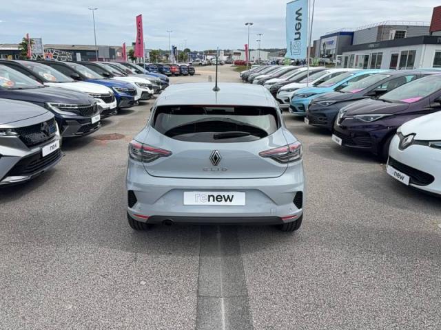 Renault Clio image 9