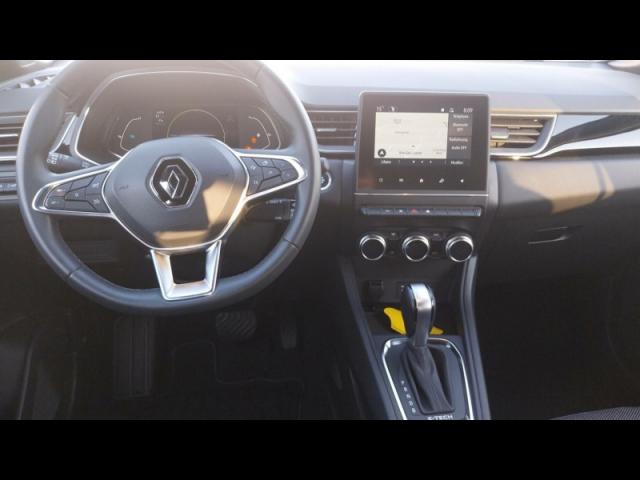 Renault Captur image 2