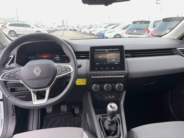 Renault Clio image 2