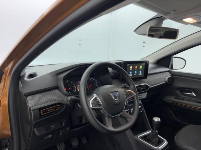 Dacia Sandero image 1