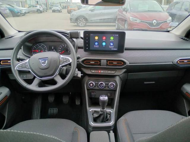 Dacia Sandero image 2