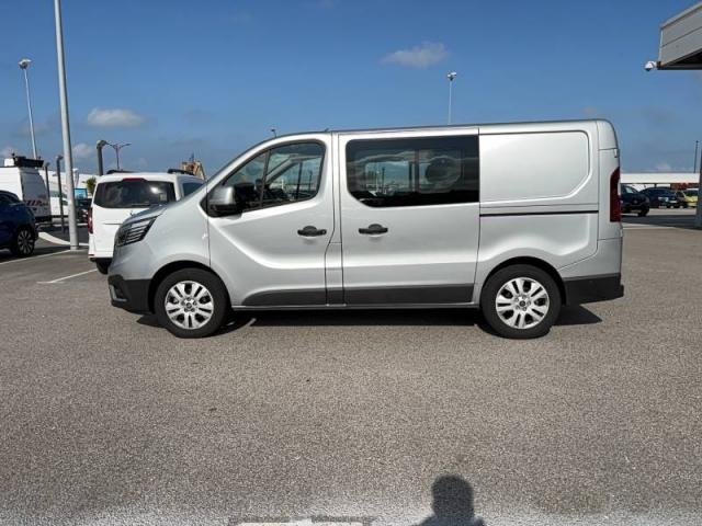 Renault Trafic image 1