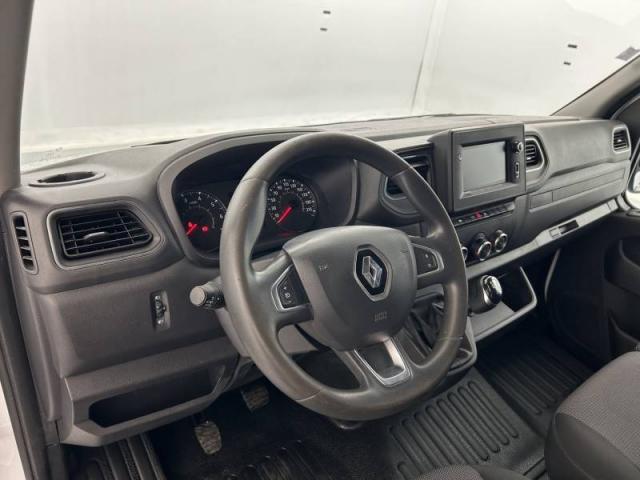 Renault Master image 9
