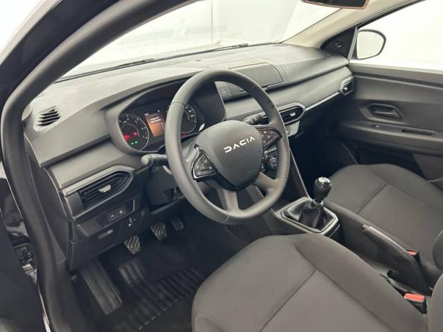 Dacia Sandero image 1