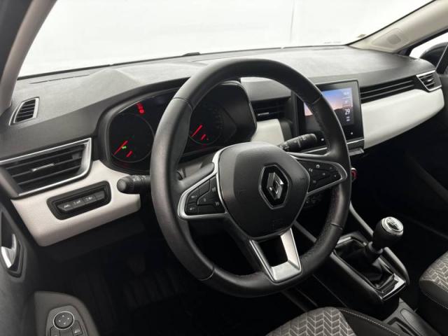 Renault Clio image 2