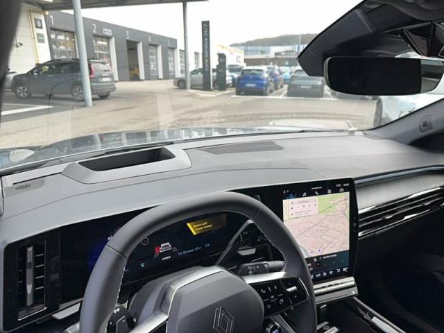 Renault Rafale image 4