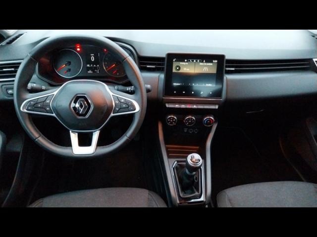 Renault Clio image 2