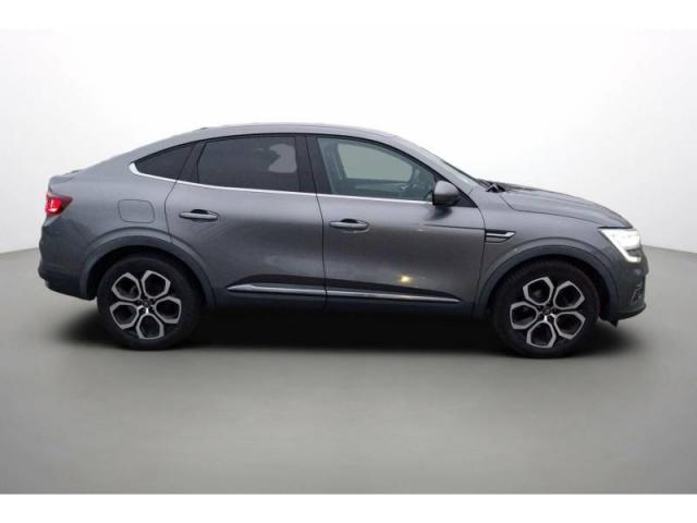 Renault Arkana image 8