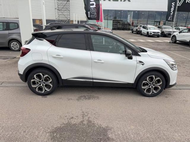 Renault Captur image 9
