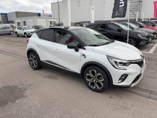 Renault Captur image 8