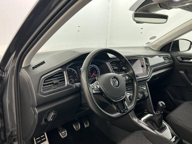 Volkswagen T-Roc image 1