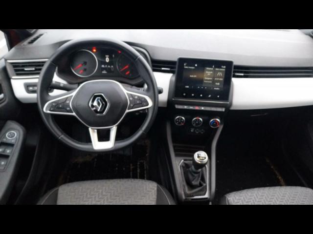 Renault Clio image 2