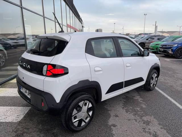 Dacia Spring image 4