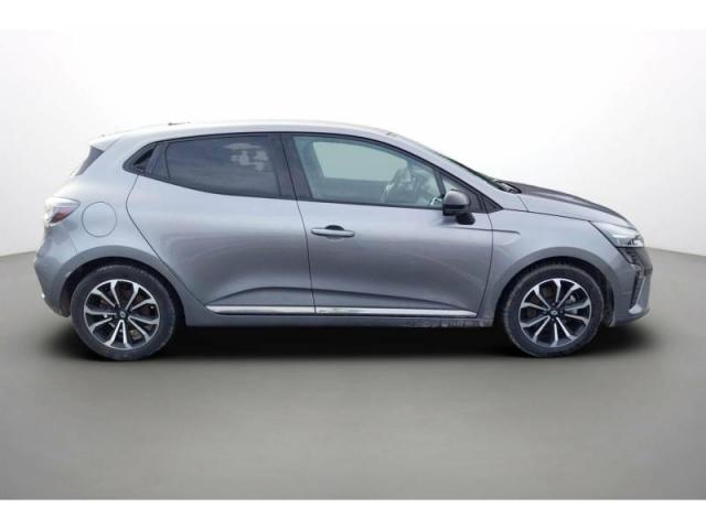 Renault Clio image 8