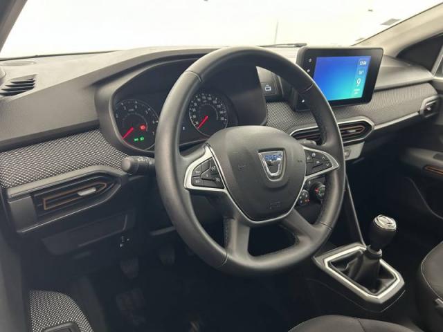 Dacia Sandero image 1