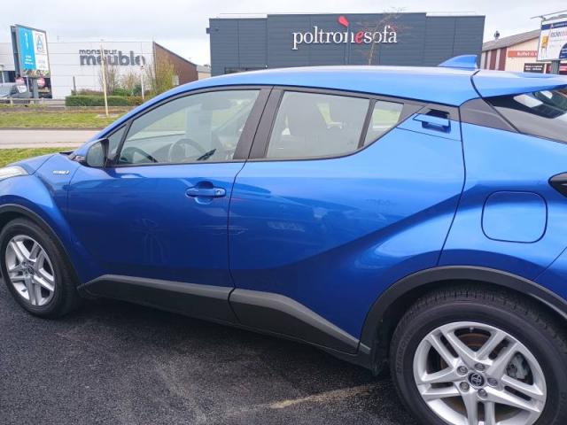 Toyota C-Hr image 3