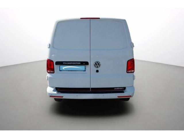 Volkswagen Transporter image 6