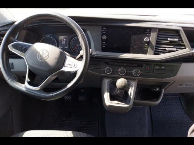 Volkswagen Transporter image 5
