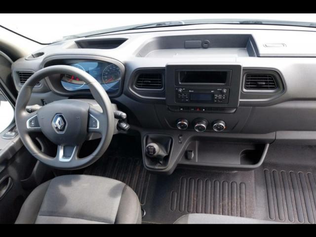 Renault Master image 1