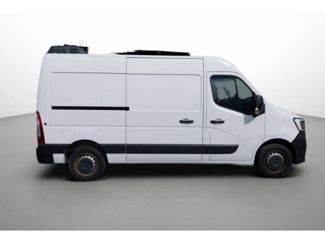 Renault Master image 8