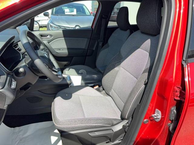 Renault Captur image 1