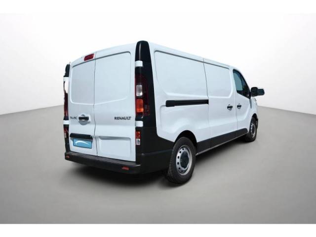 Renault Trafic image 1