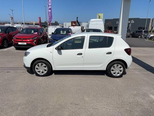Dacia Sandero image 2