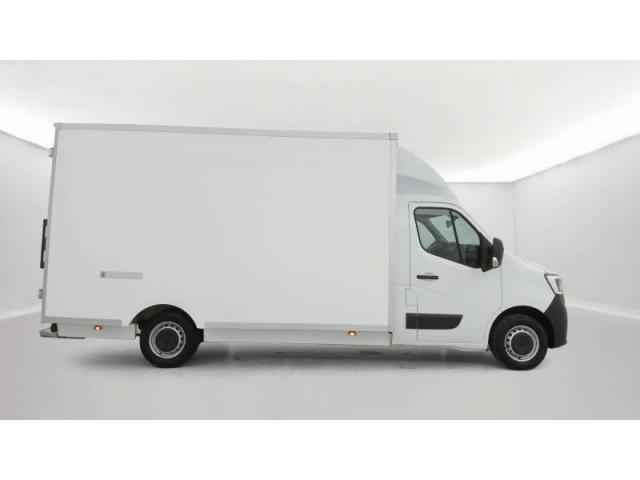 Renault Master image 1