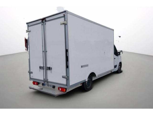 Renault Master image 2