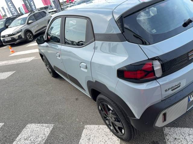 Dacia Spring image 1
