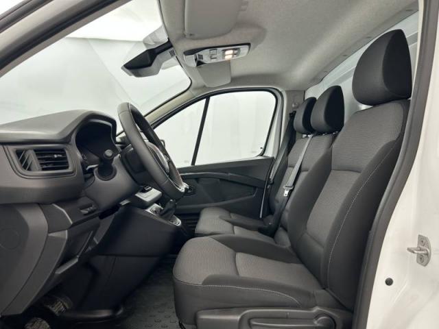 Renault Trafic image 6