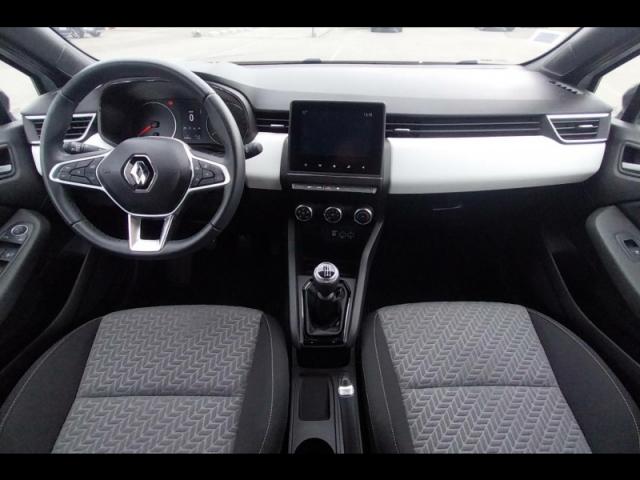 Renault Clio image 9